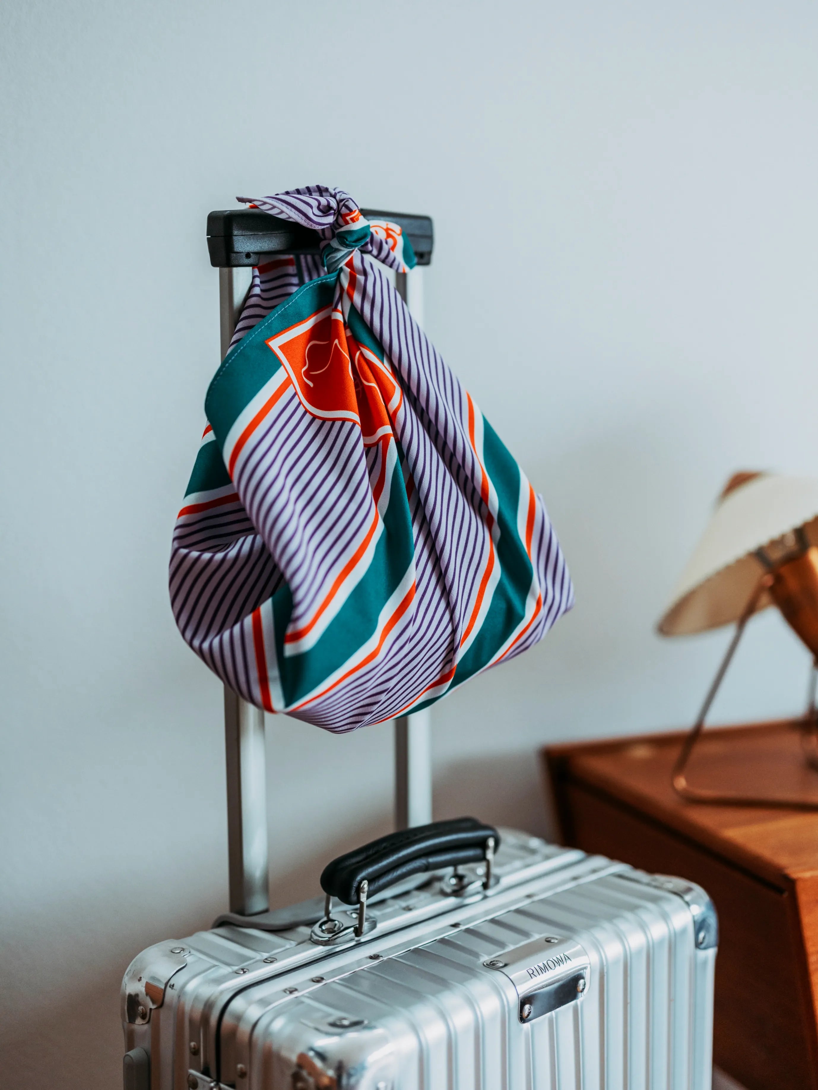 風呂敷〈紫×緑〉｜wanonuno （アムンゼン／70cm角・両面プリント）