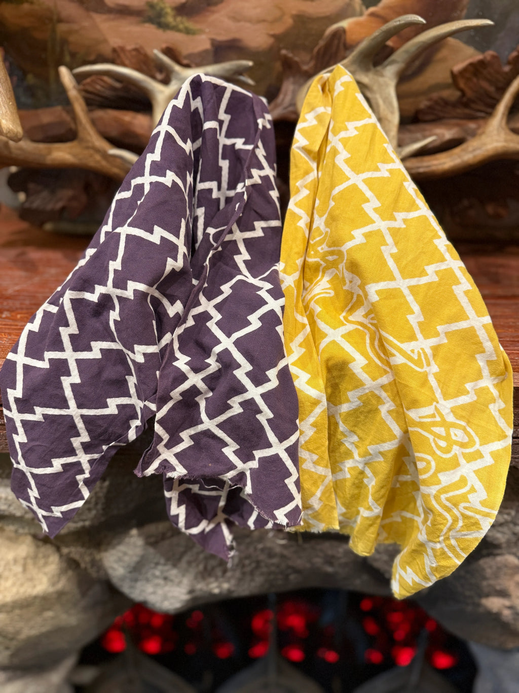 注染TENUGUI 〜二代目（松皮菱柄）〜｜wanonuno （文生地／34× 90 cm）