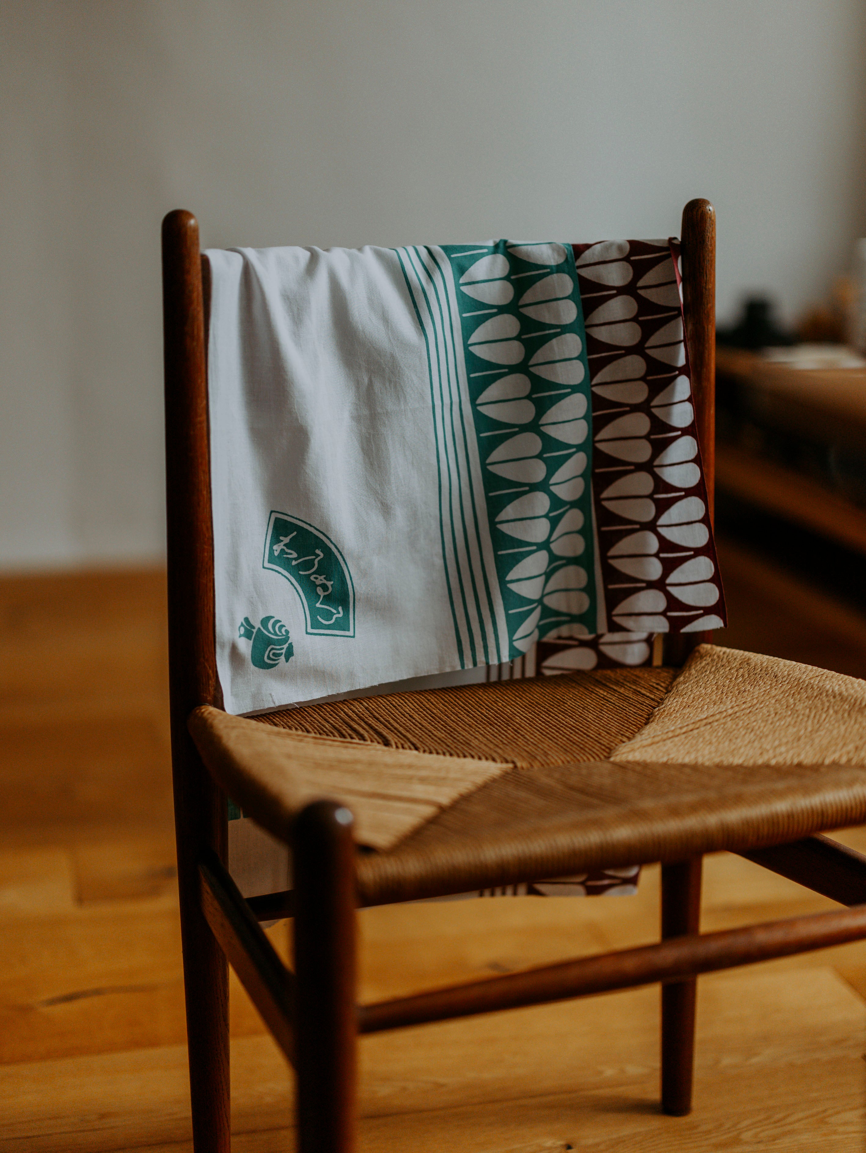 注染手ぬぐい 〜初代（猪目柄）〜｜wanonuno（岡生地／35 × 90 cm）