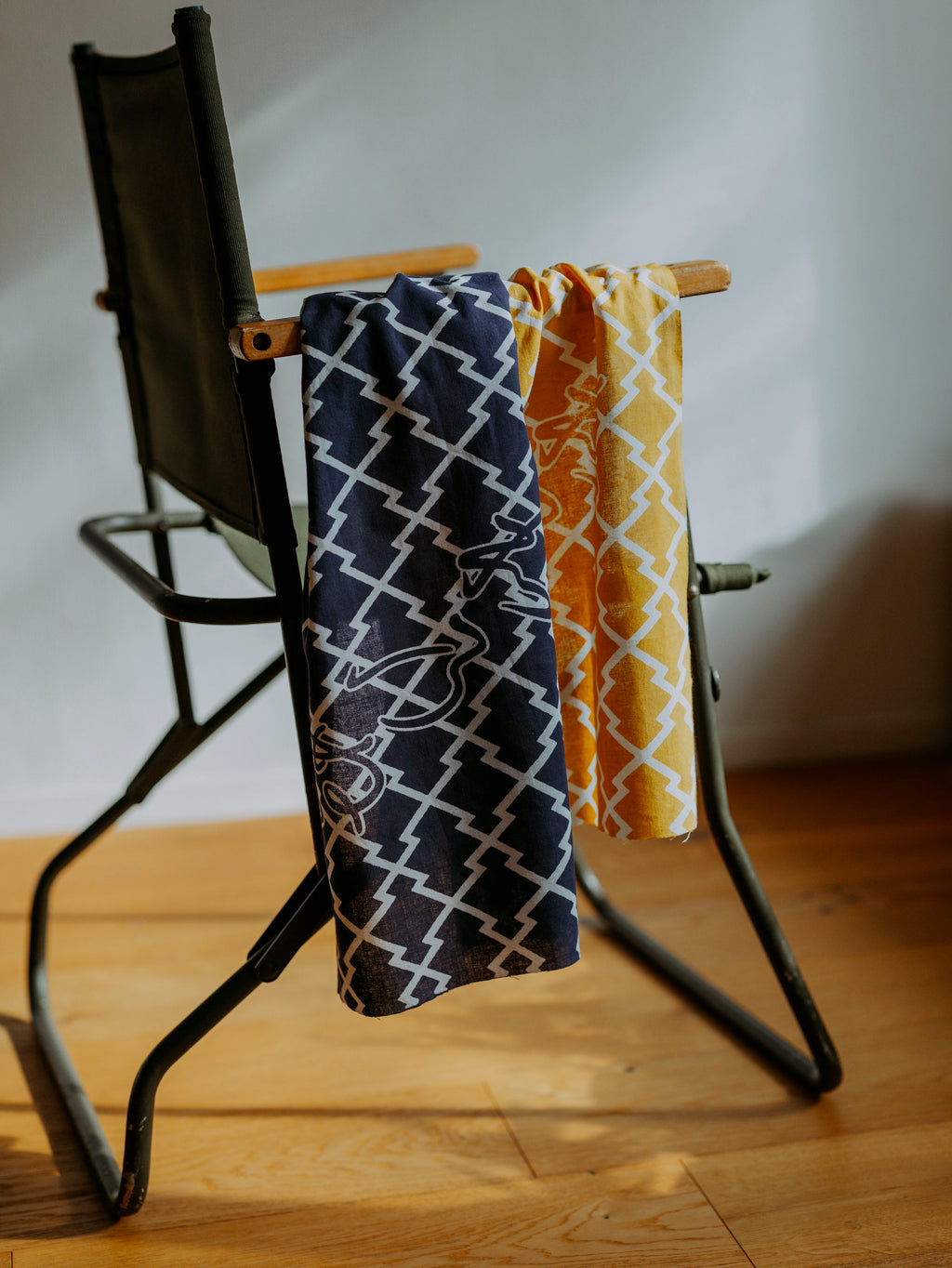 注染TENUGUI 〜二代目（松皮菱柄）〜｜wanonuno （文生地／34× 90 cm）